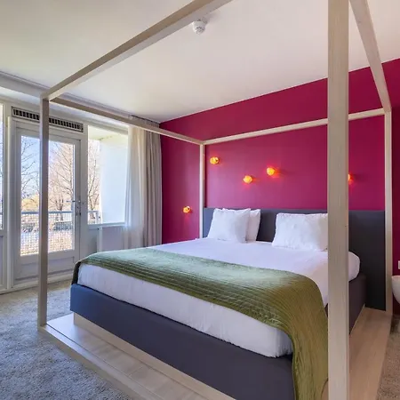 Hotel Amrath Airport 4*
