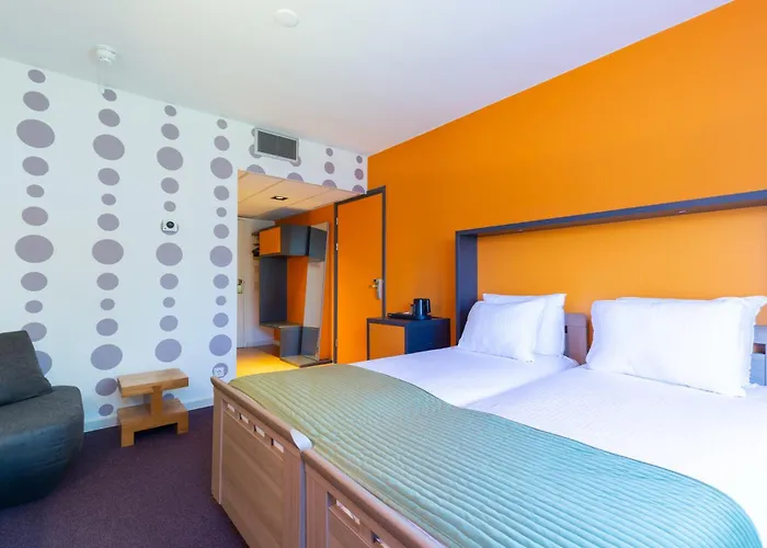 Amrath Airport Szálloda 4*