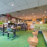 Amrath Airport 4*