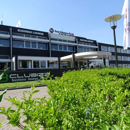 Amrath Airport 4*
