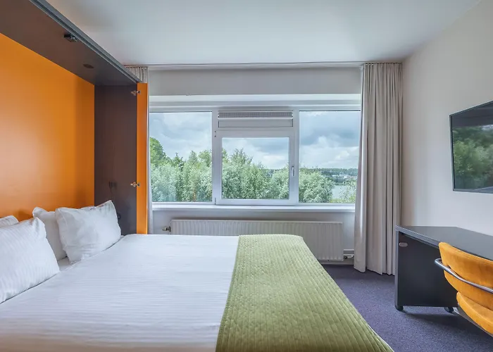 Hotel Amrath Airport