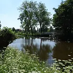 Amrath Airport 4*