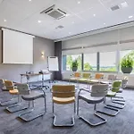 Hotel Amrath Airport 4*