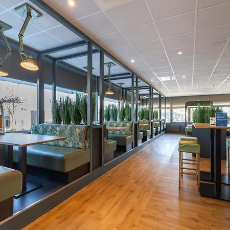 Amrath Airport 酒店